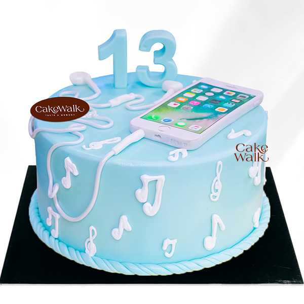 Mobile and Music Lover Theme Cake