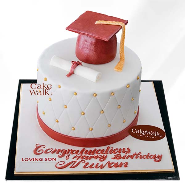 Congratulatory Graduation Cake