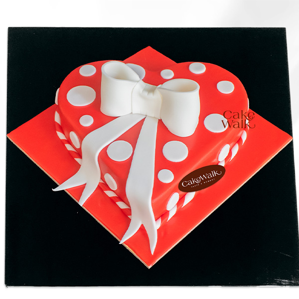 Bow Red Heart Cake