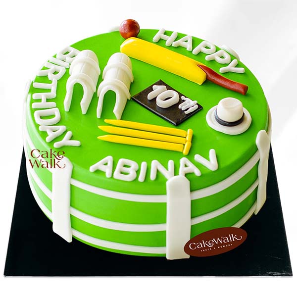 Cricket Theme cake
